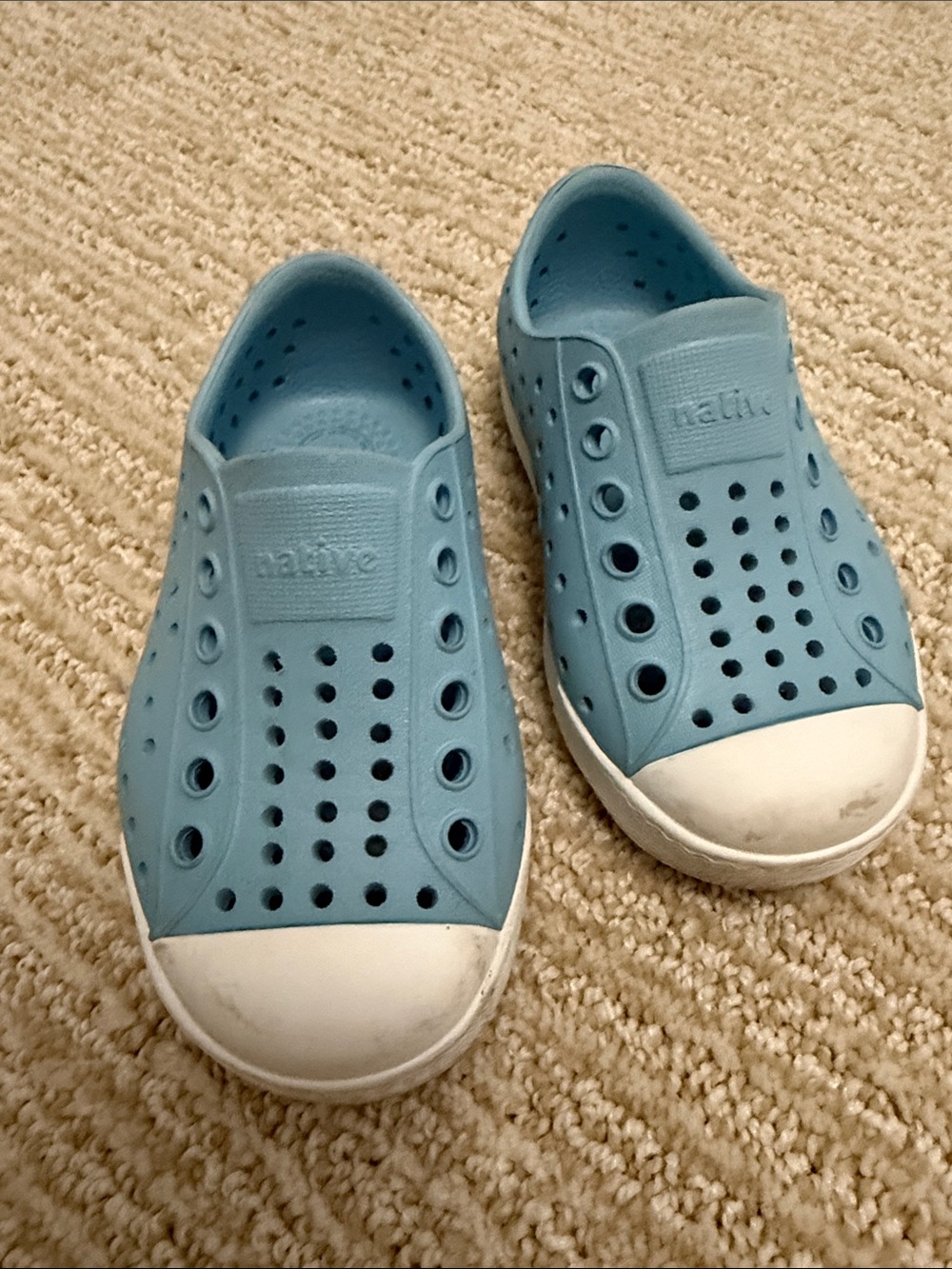 Native Kids Slip-On Water Shoes in Light Blue with White Toe - Picture 3 of 8